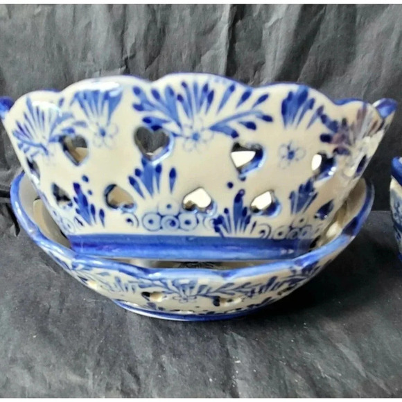 Vintage Holland Reticulated 5inch Hearts Stoneware Bowls Set 4 - Picture 6 of 6